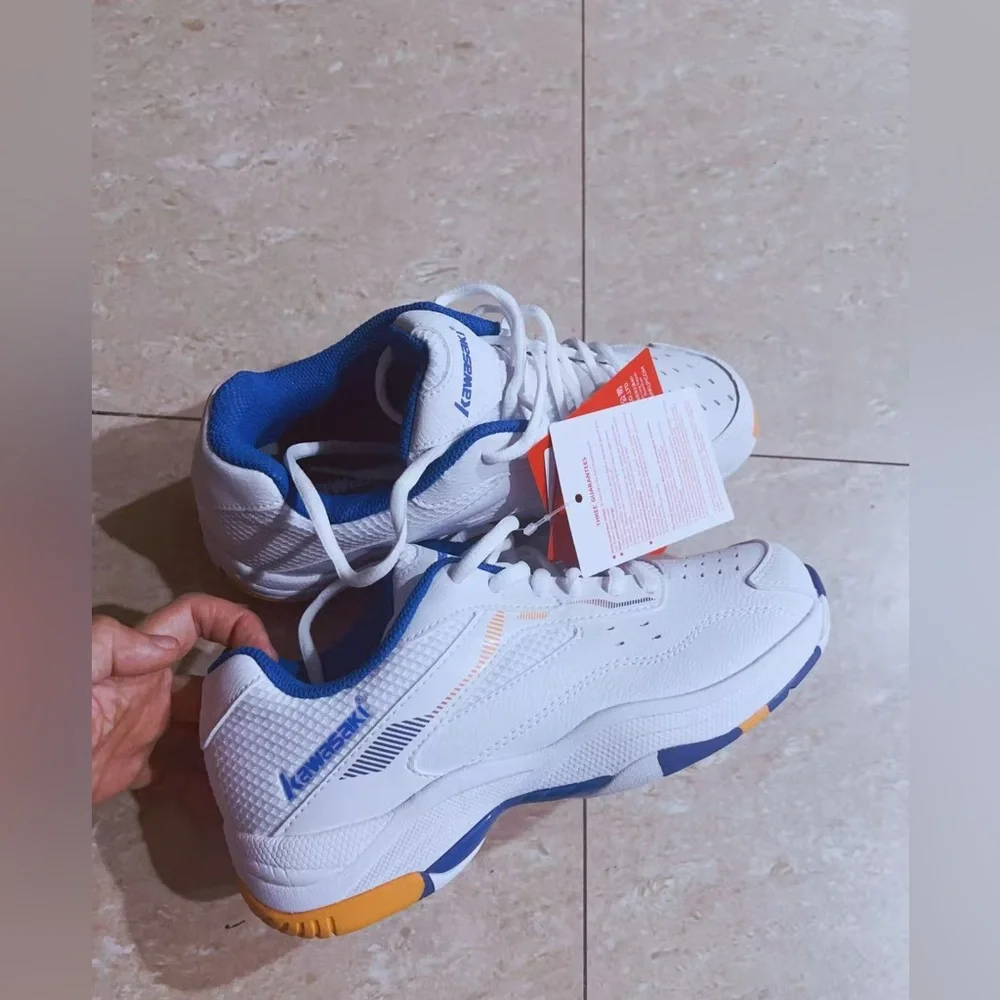 Genuine‎ Kawasaki Badminton Shoes Sports Sneakers for Women Tennis